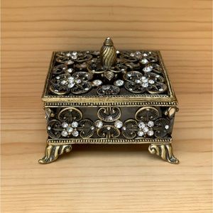 Hollywood Regency Filigree Jewelry Box
